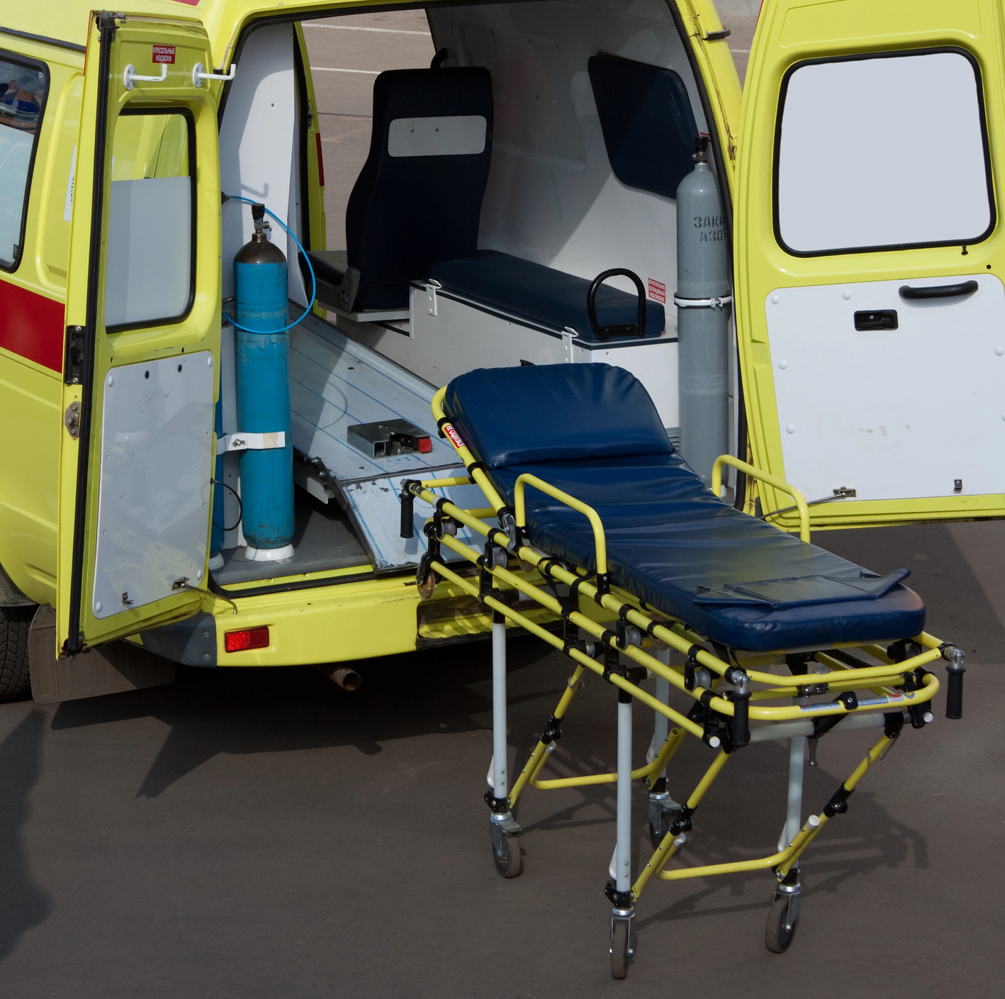 svc3 stretcher transport service (2)