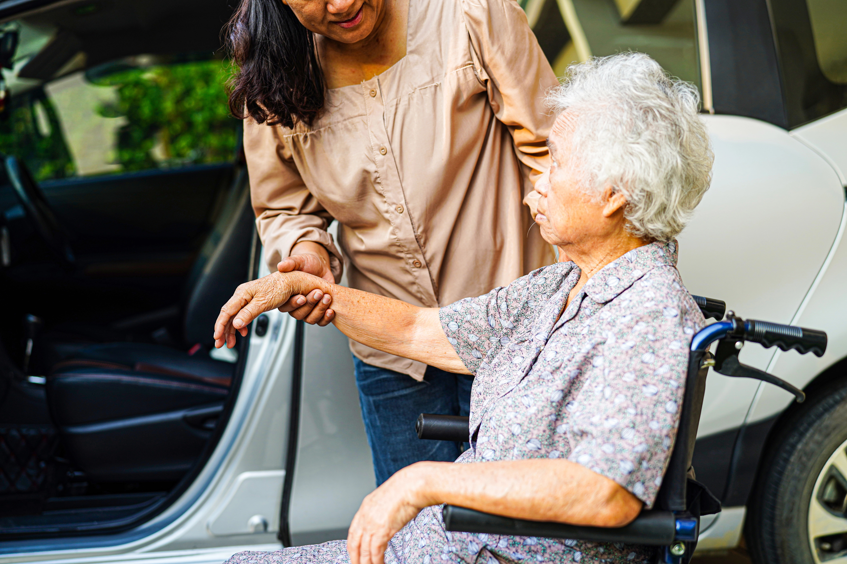 svc4 elderly transportation (2)